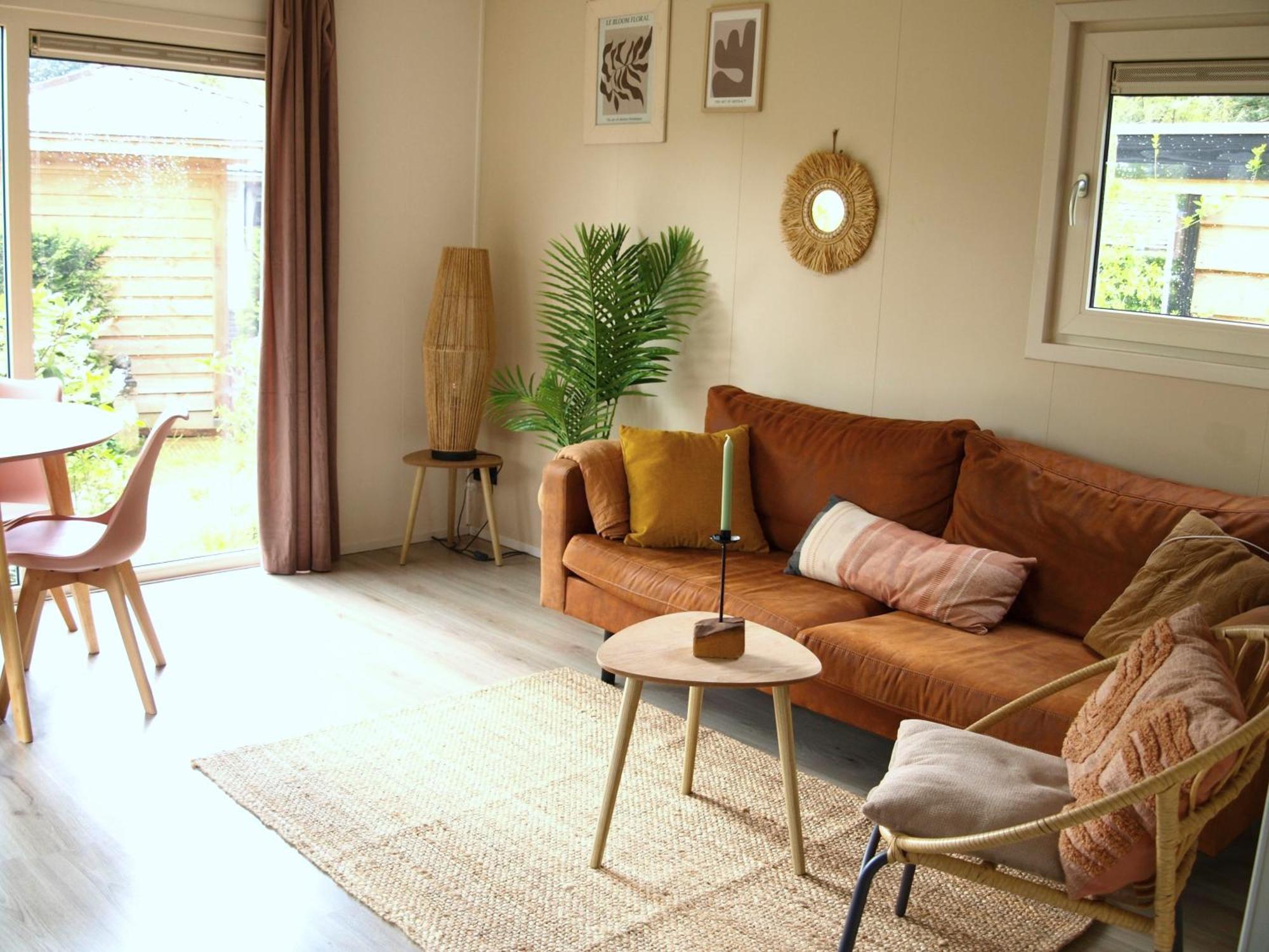 Gezellig Gemoderniseerd Chalet Op De Veluwe Putten Extérieur photo