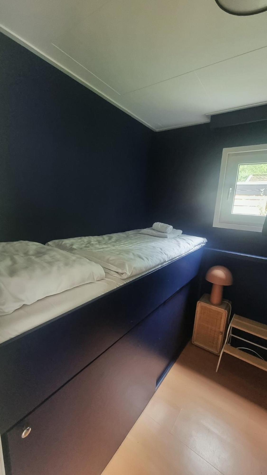 Gezellig Gemoderniseerd Chalet Op De Veluwe Putten Extérieur photo